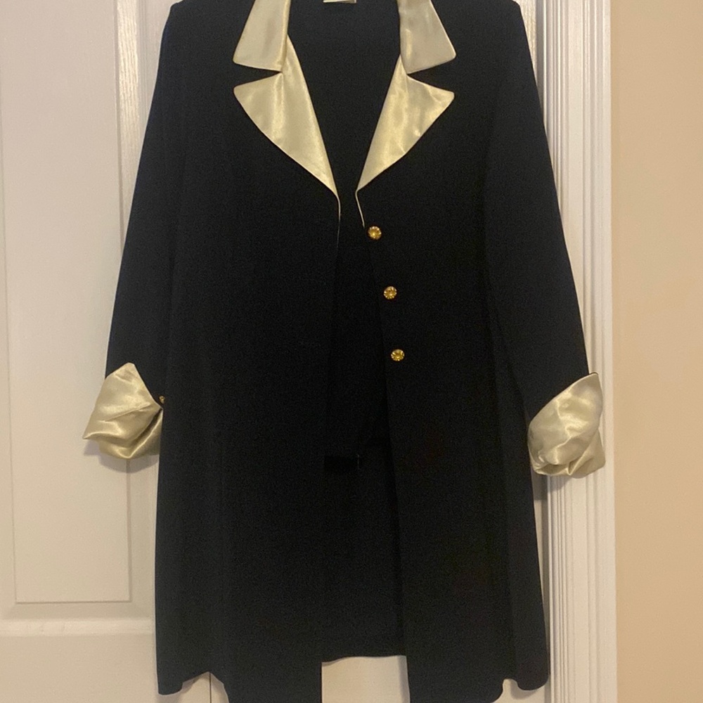 Vintage 90’s Dressbarn navy pant suit with satin green lapels size 10